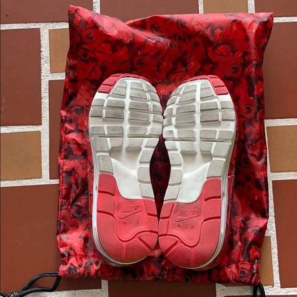 Nike AirMax ultra Shanghai reds - Picture 5 of 5